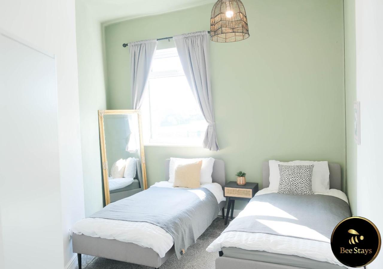 Bee Stays - Cooper House Haydock Eksteriør bilde