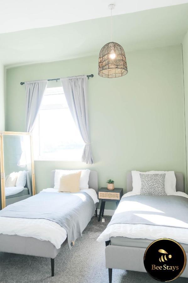 Bee Stays - Cooper House Haydock Eksteriør bilde