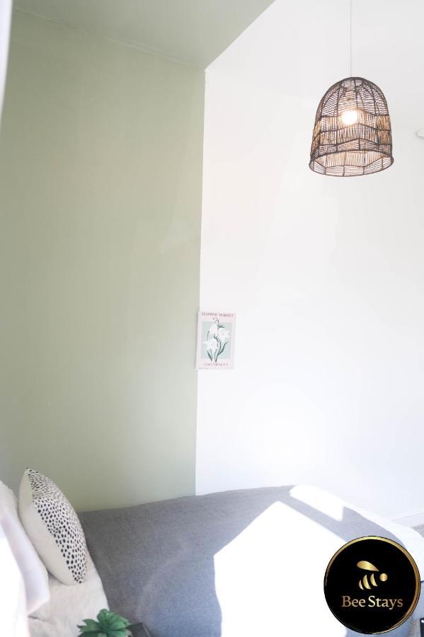 Bee Stays - Cooper House Haydock Eksteriør bilde