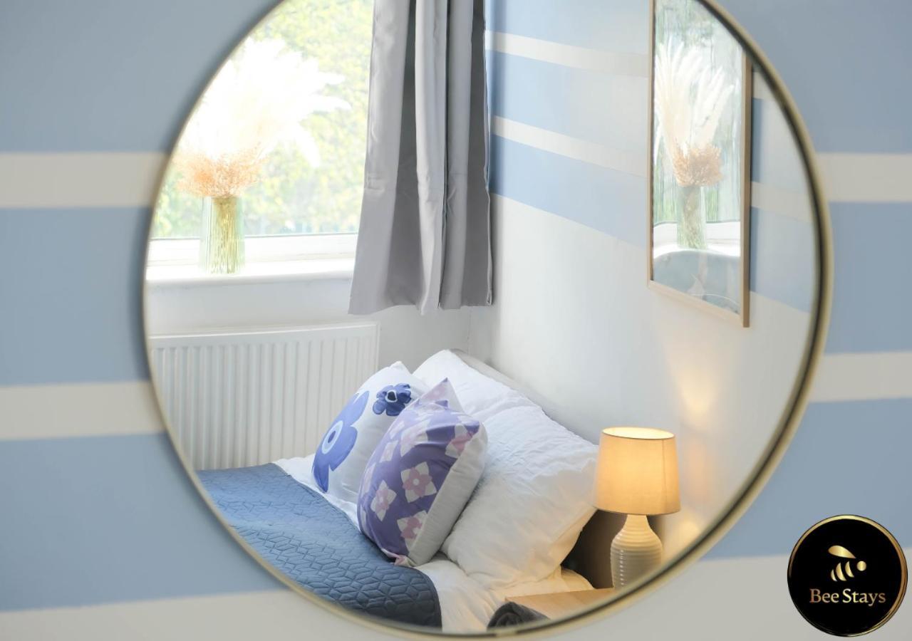 Bee Stays - Cooper House Haydock Eksteriør bilde